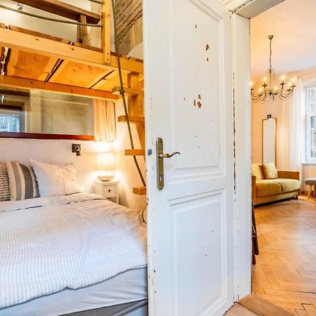 Historical Wine Apartment Bratislava Luaran gambar